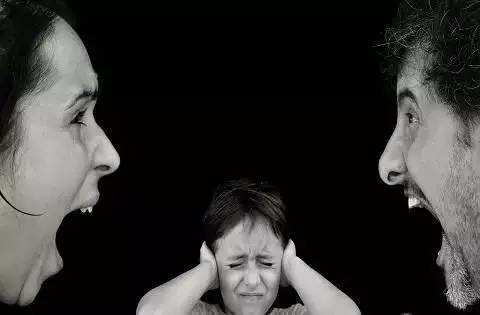 最伤孩子的十句话,父母们请嘴下留情!